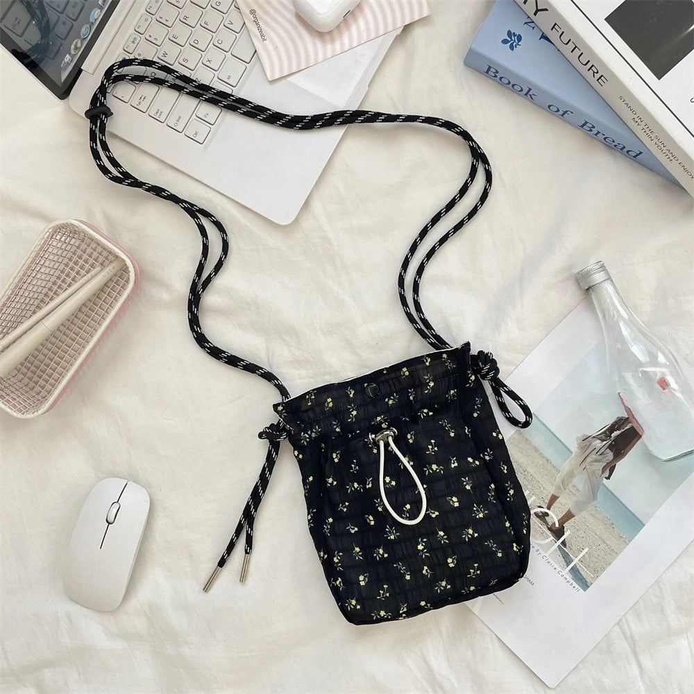 Women Handbags Female Drawstring Shoulder Bags Cute Mini Large Capacity Crossbody Bags for Women Portable Phone Purse